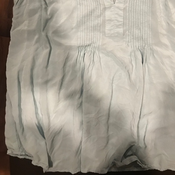 Light blue soft Old Navy large tank top - Picture 5 of 6